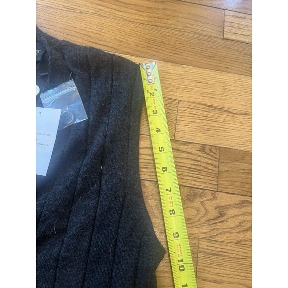 Peru Unlimited 100% Royal Alpaca Rajd V-Neck Vest Charcoal Gray Large - Picture 6 of 8